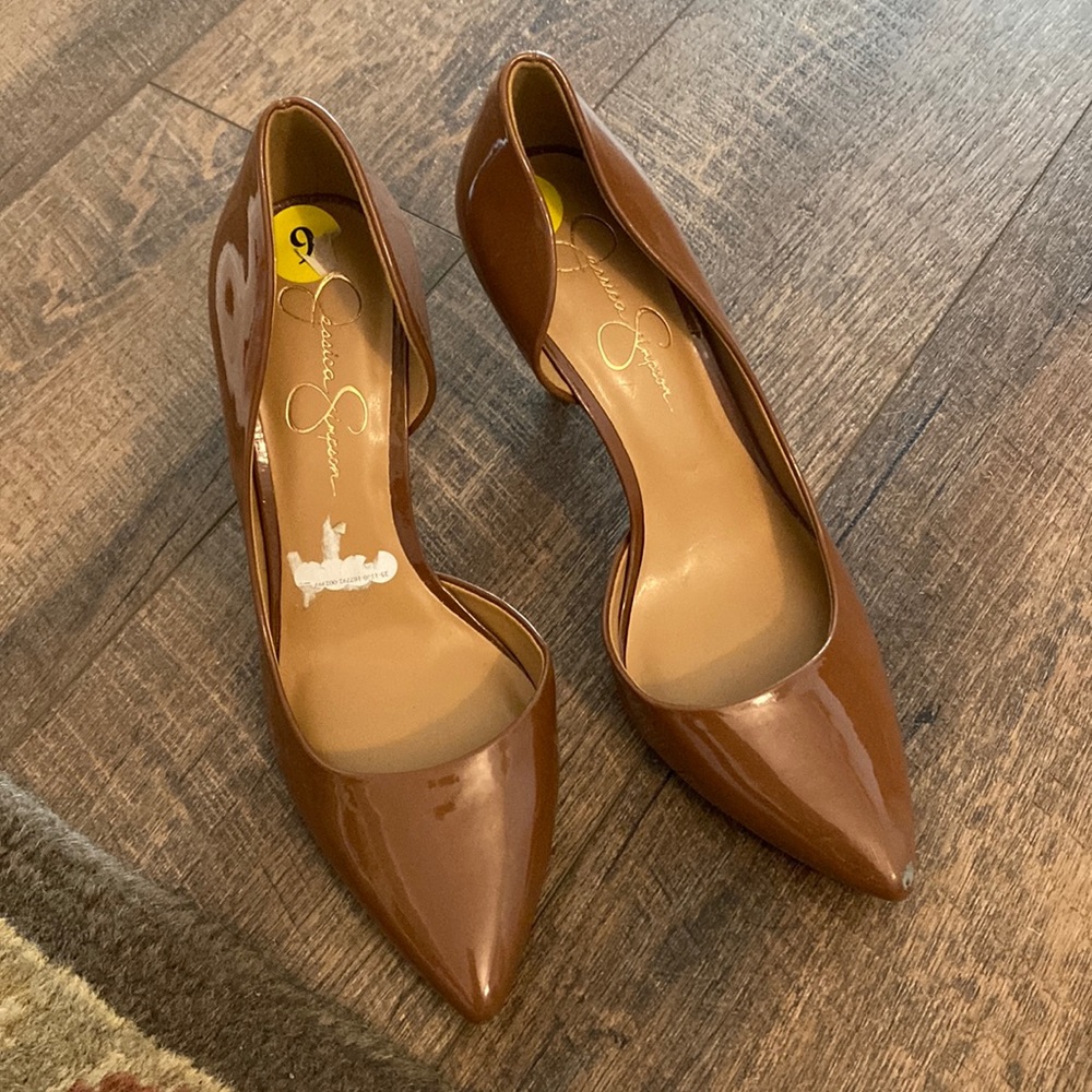 Jessica Simpson Heel size 9